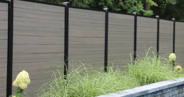 Fencing-Contractor-In-Chatham-Kent-Ontario-We-Build-Privacy-Fences Expertly Constructed Privacy Fence Built by the Contractors at Aurora Exteriors Inc in Chatham-Kent Ontario